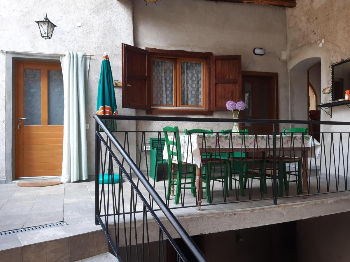 Ca' Berti Appartamento Con Terrazza Ville Del Monte Tenno Eksteriør billede